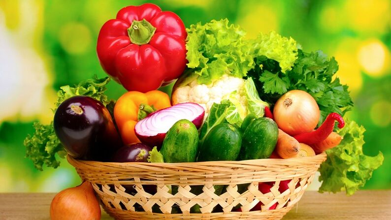 در یک روز از رژیم 6 گلبرگ می توانید تا 1. 5 کیلوگرم سبزیجات بخورید